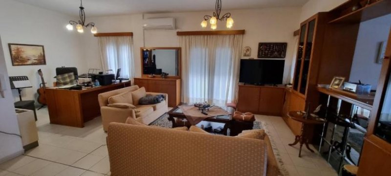 Giofirakia Kreta, Giofirakia: Gebäude mit 1 Wohnung und 4 Studios zu verkaufen Gewerbe kaufen